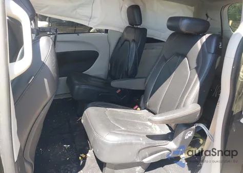 2019 Chrysler Pacifica Touring L from USA, damaged, VIN 2C4RC1BG7KR685556